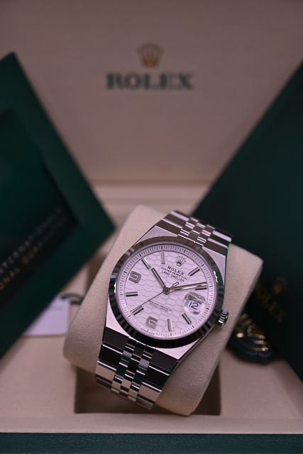 Rolex Land-Dweller 40 127334 Image 4
